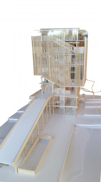 Maquette / Lili Chong