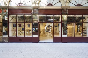 Un projet contemporain dans la Galerie Bordelaise / Philippe Caumes pour S+M Architectes