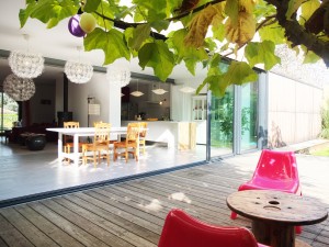 Espace de vie traversant / Alexandre Prout Architecte