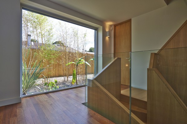 Un espace de circulation / Philippe Caumes pour S+M Architectes