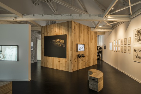 Office de Tourisme - Espace scénographique dédié aux mythologies basques / Sylvain Mille