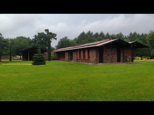 Ré-interprétation de l'architecture traditionnelle landaise / Agence Latour-Salier