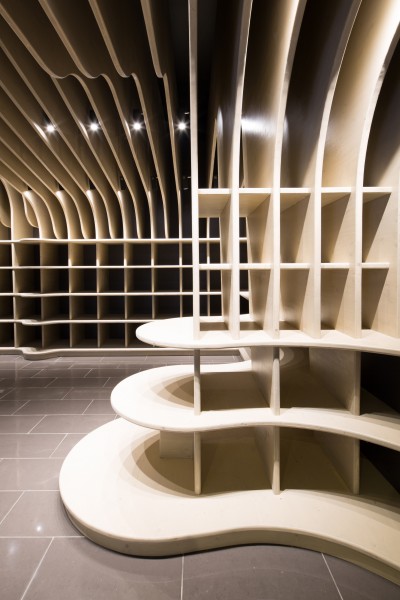 Cave à vins / Pierre-Emmanuel MICHEL