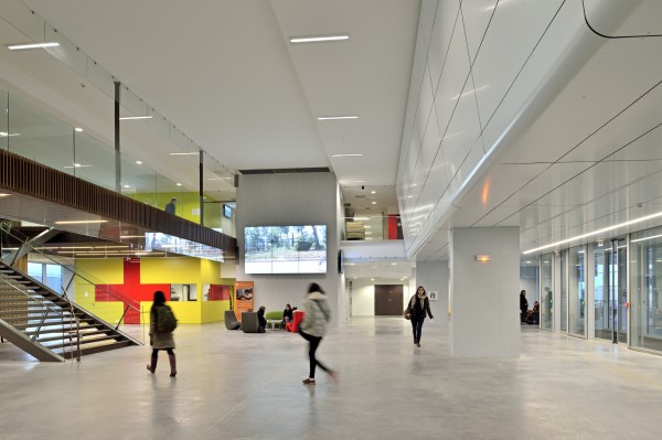 Hall d'entrée / Positif