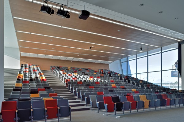 Amphithéâtre / Positif