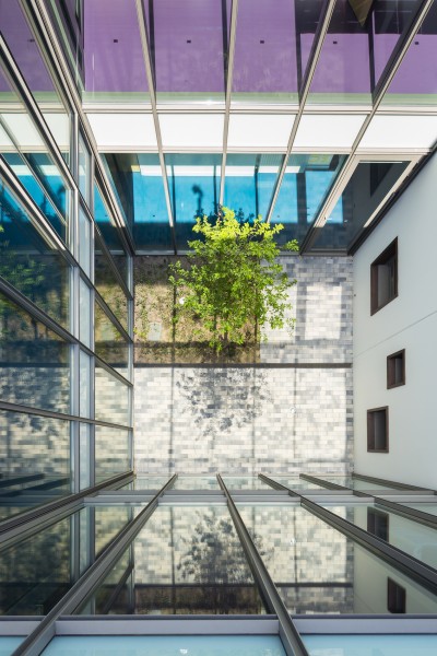 patio central / Sergio Grazia