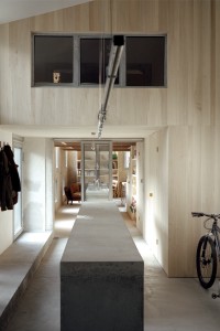 la maison en miroir de l'atelier  / Agnès Clotis photographe