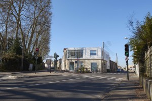 Vue depuis l'Avenue d'Eysines / Bupa Architectures  |  Cabinet Dentaire