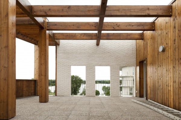 La terrasse de l'appartement du dernier étage / Benoit Cary