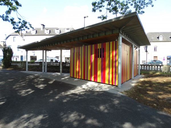 Édicule kiosque / YCAR
