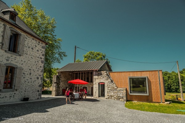 Gîte cour / Guénolé LeGall