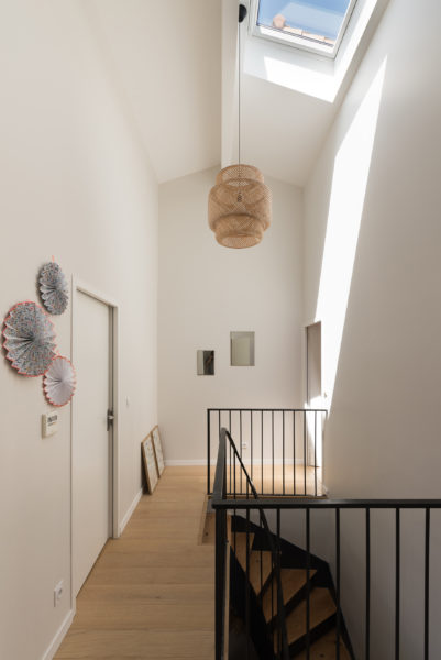 Escalier de la surélévation / Martins Afonso