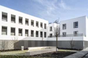Espace vert en cœur d’îlot / Julien Fernandez