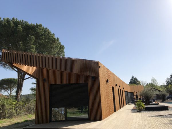 Facade Ouest / Vincent Poeymiroo
