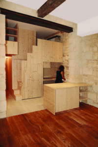 MICROLOFT - Meuble mezzanine aux mille et un usages / a_traits design graphique