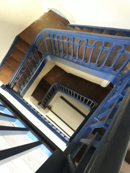 ESCALIER RESTAURE / Alix BERARD