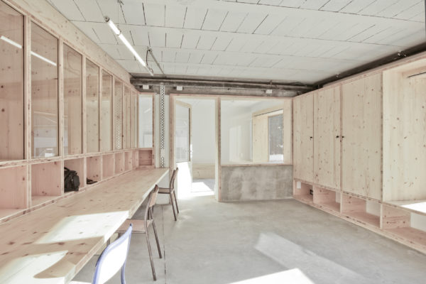 L'aménagement intérieur du bureau / V2S architectes