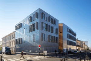 Ilot Benauge - Vue sur école Créasud / Arthur Péquin photographe