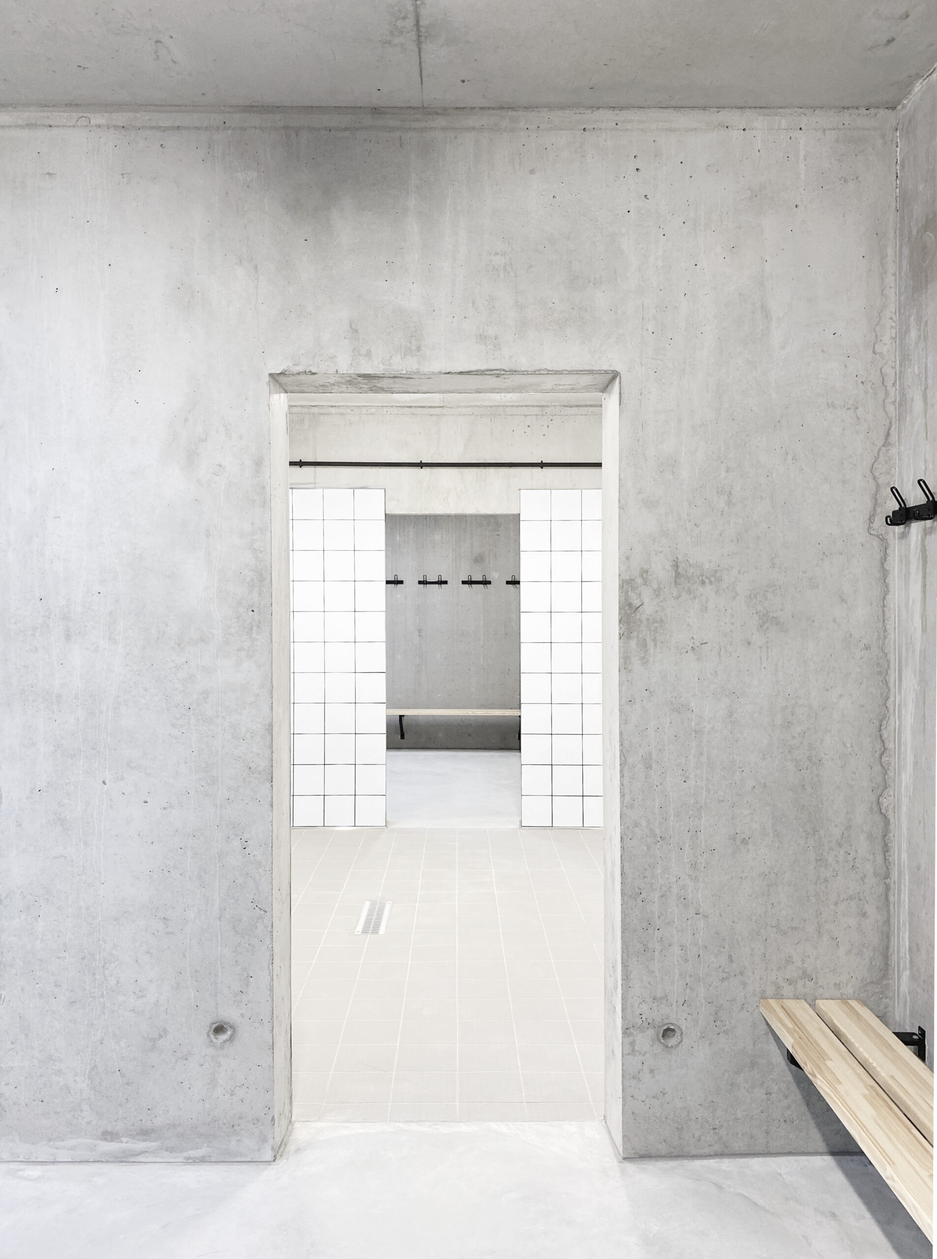 Vestiaires et Douches / Thibaudeau Architecte
