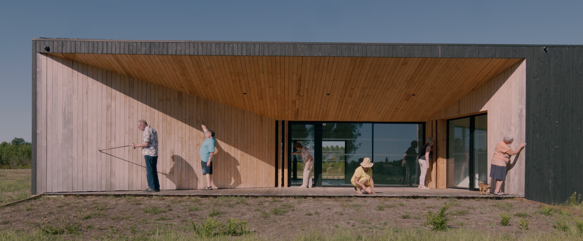 La terrasse couverte / Lucas Bacle