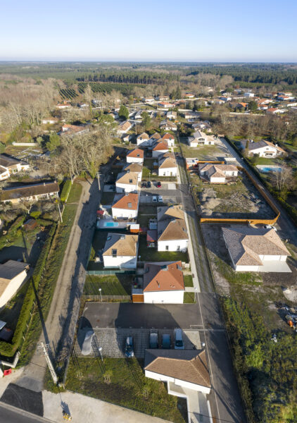 Vue aérienne de l'opération depuis le sud / Edouard Decam