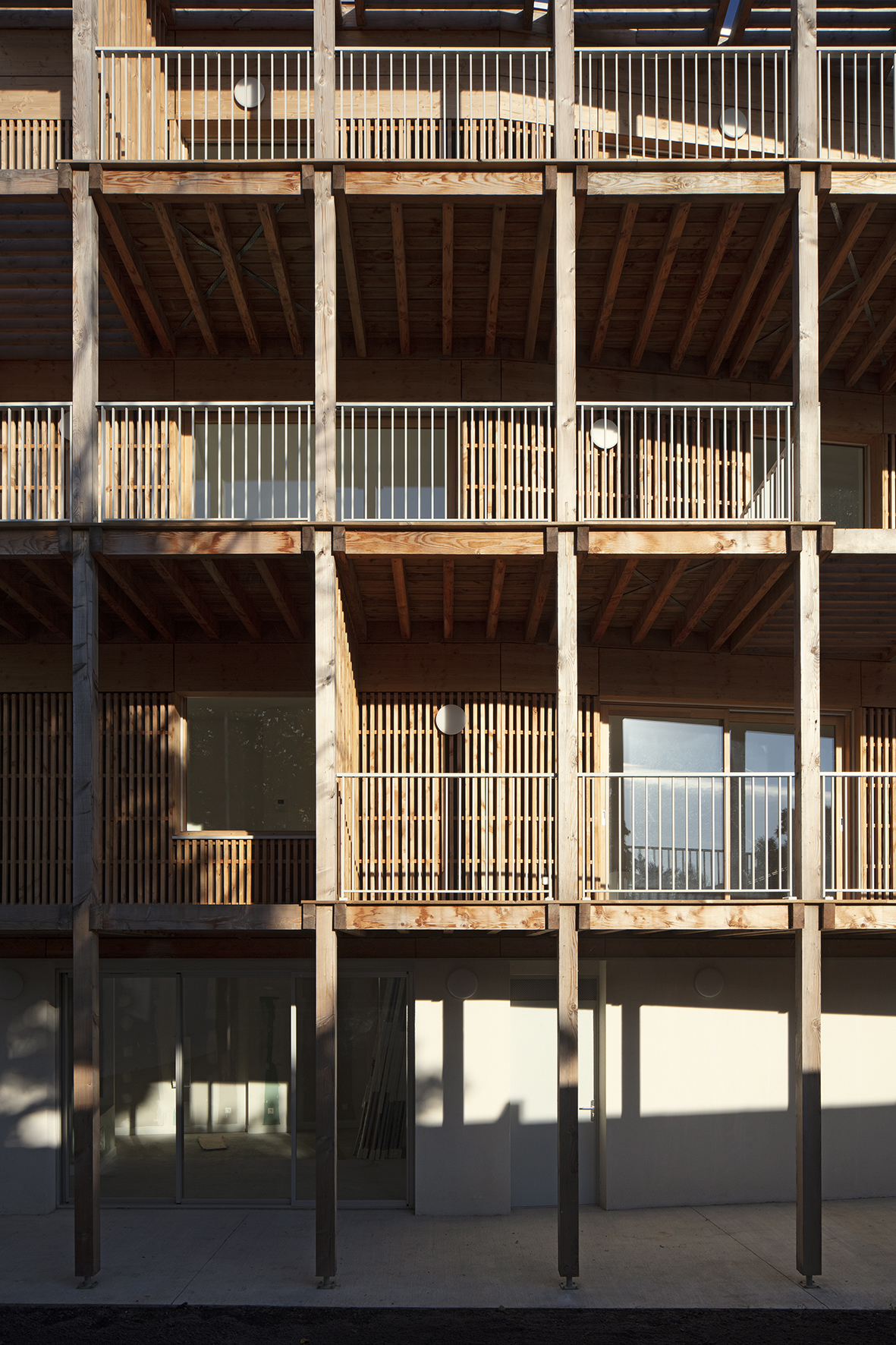 vue de la façade côté jardin / Agnès Clotis