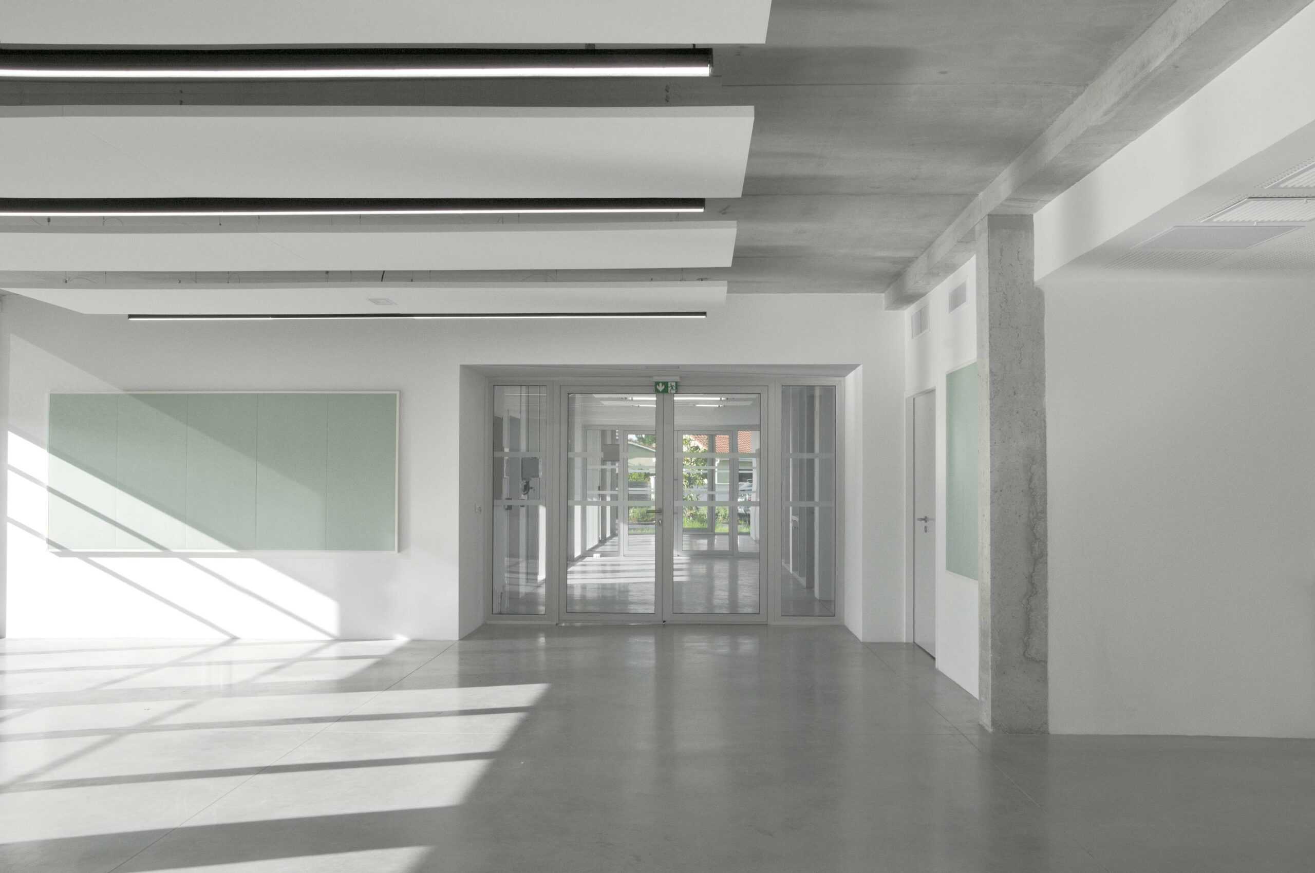 vue de la salle de danse / Ludovic Lubiato