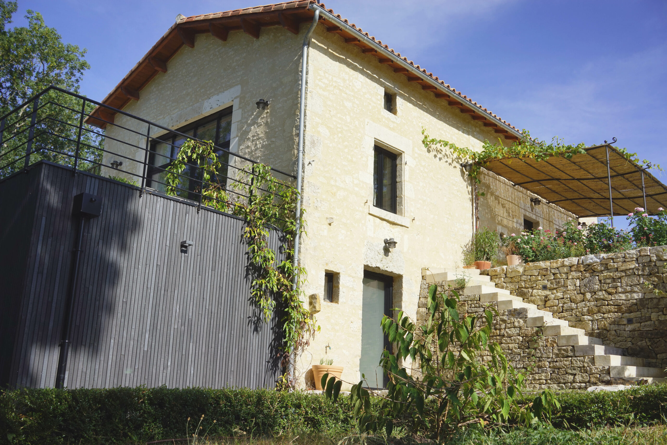 vue façade sud-ouest / P.Kauffmann