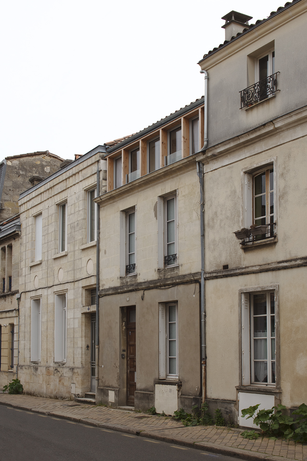 Elévation sur rue / Agnès Clotis