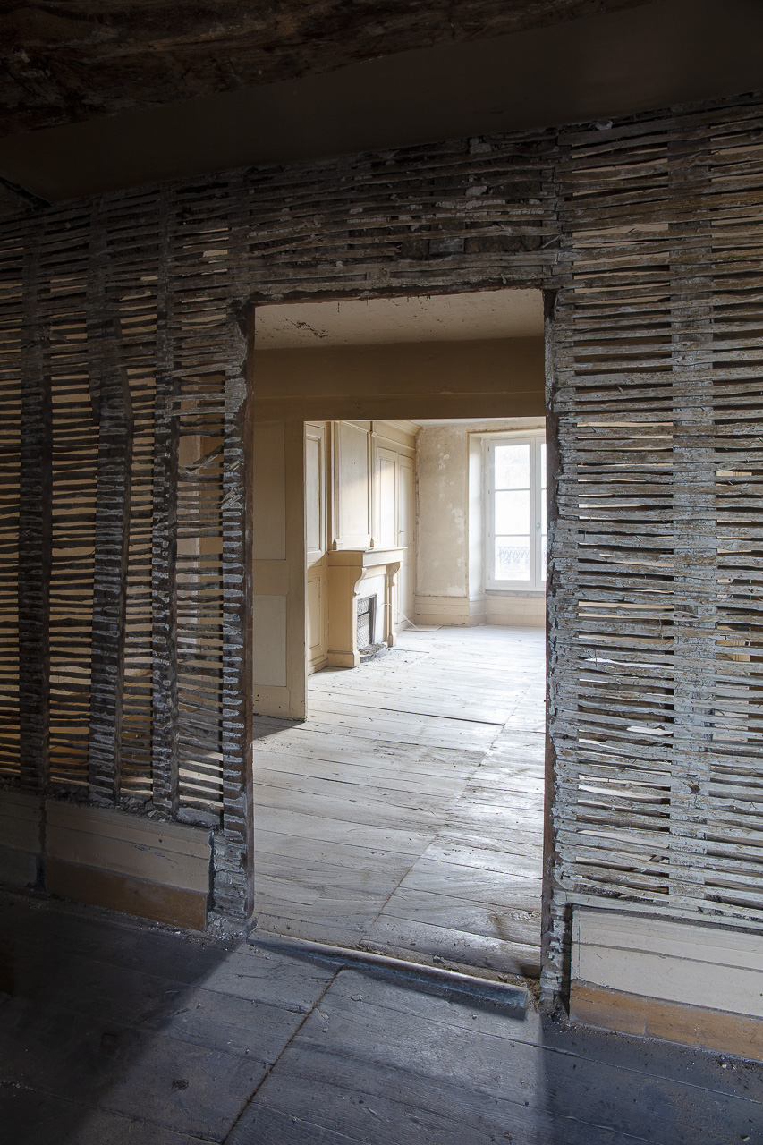 découverte de la cloison pendant les travaux / Clément Boulard