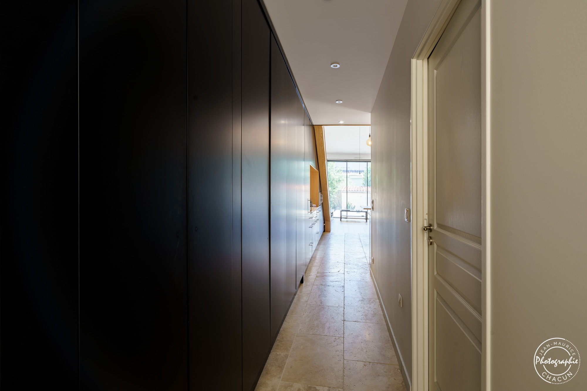 B76 - réhabilitation et extension bois et zinc / Jean-Maurice CHACUN photographe