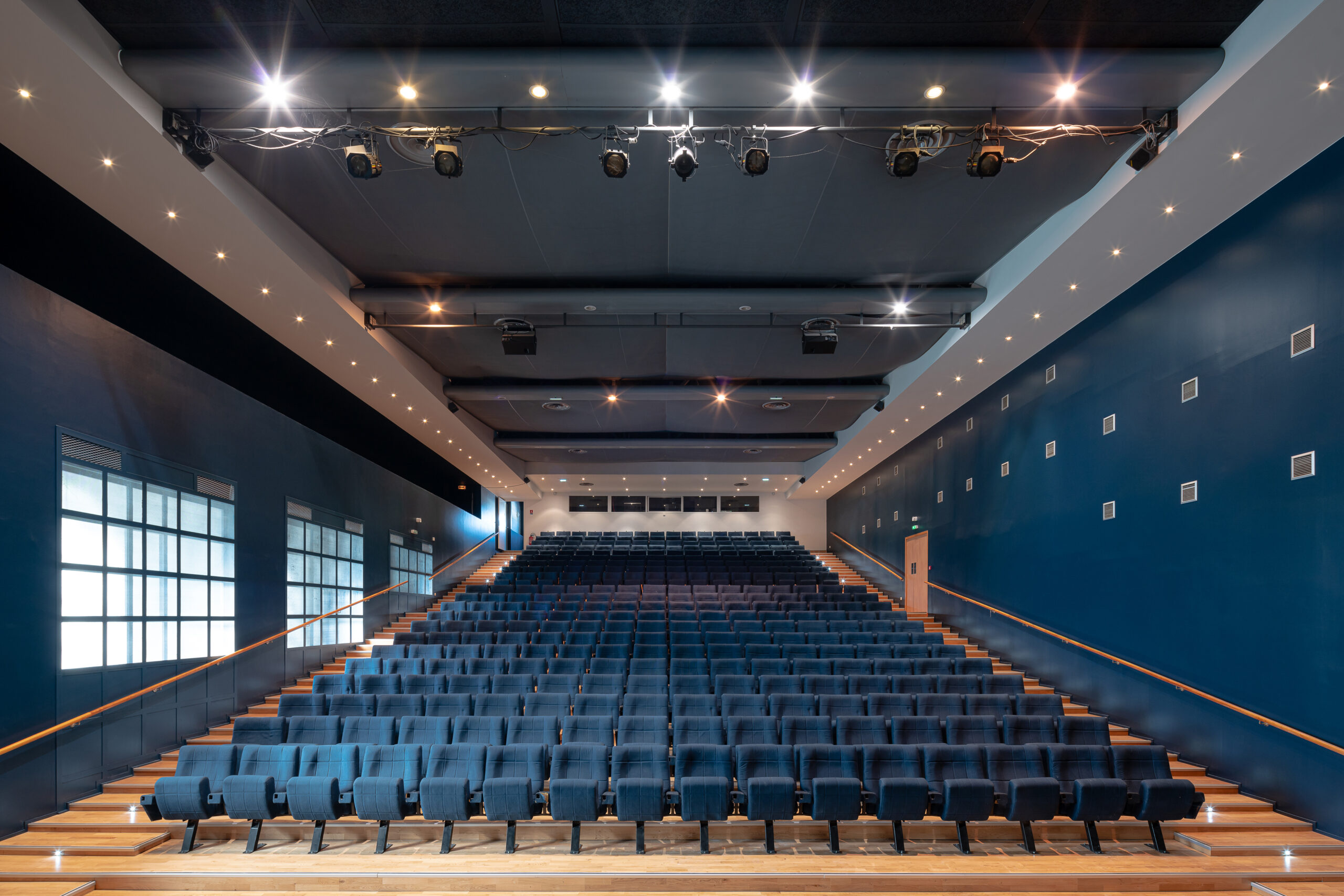salle de conférence / Franck Brouillet