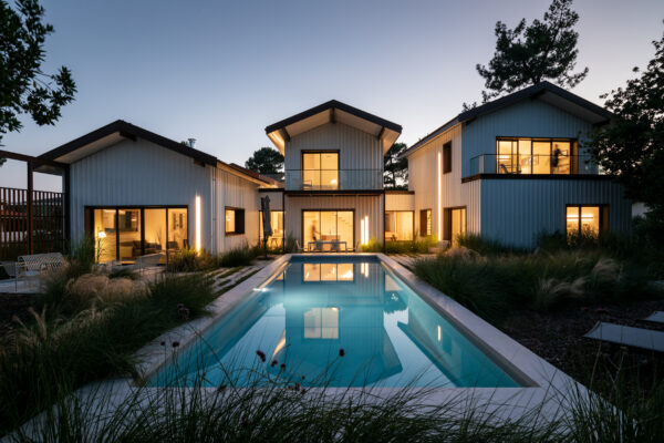 Village de famille  / Ivan Mathie