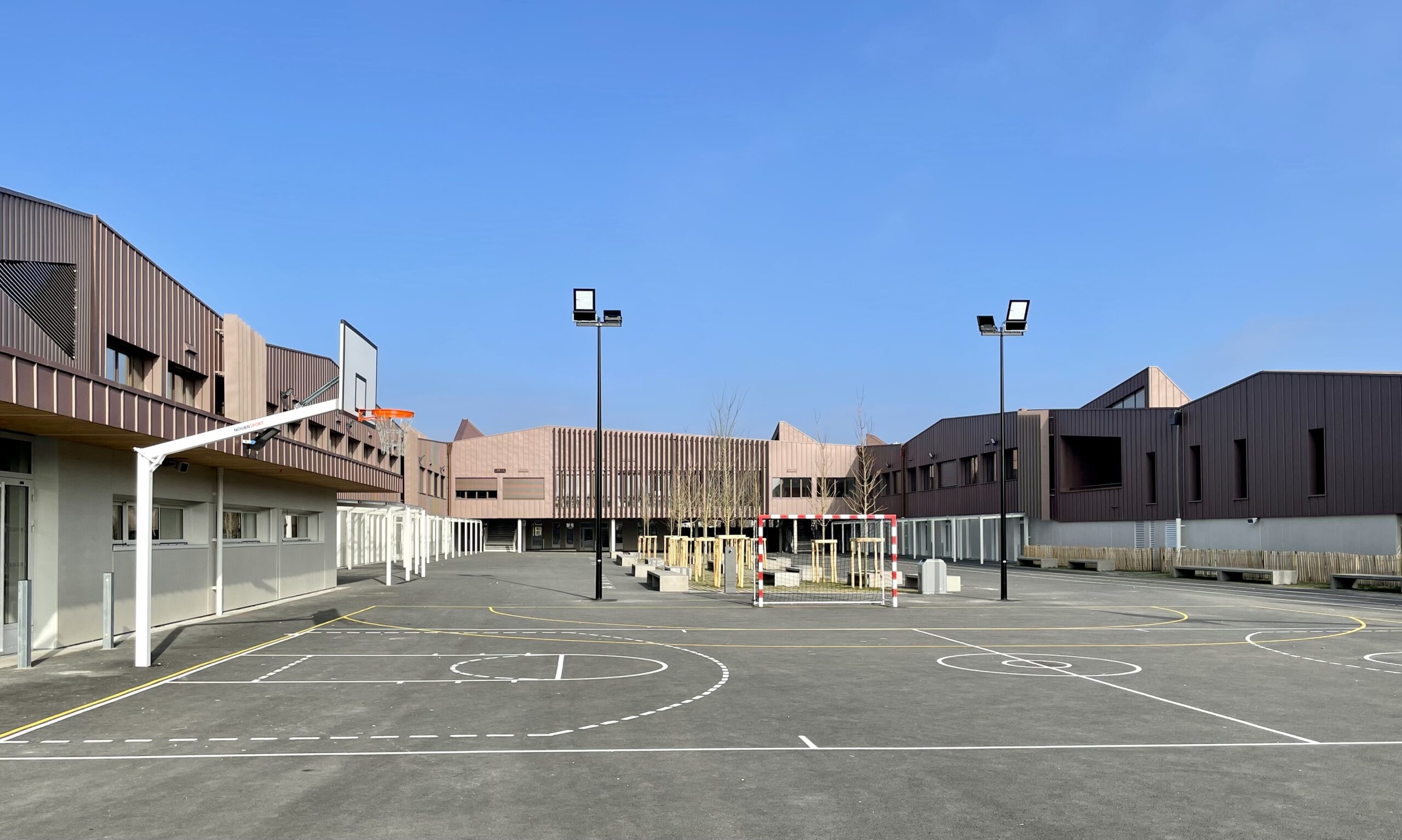 Cour de récréation /