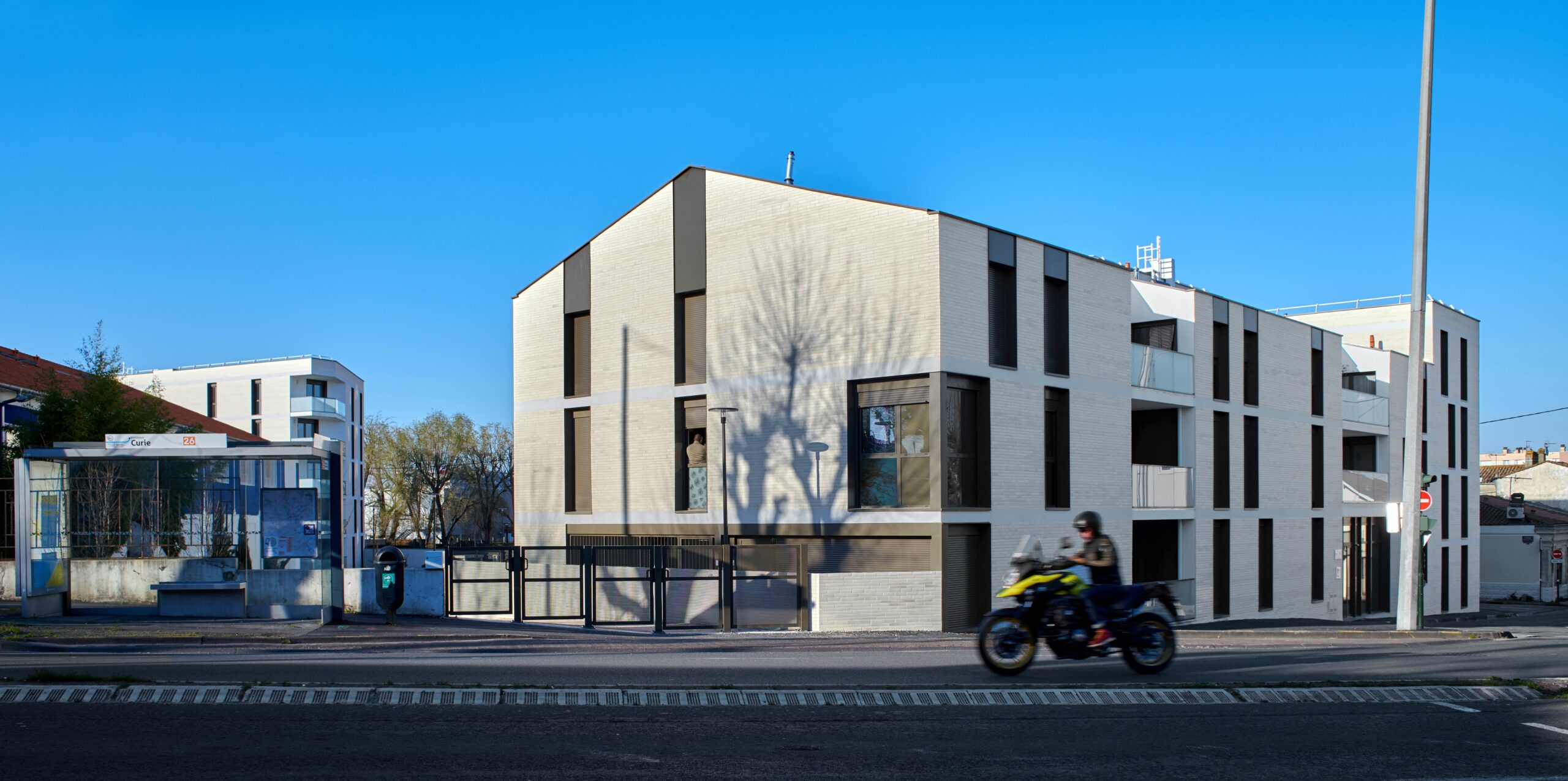 Perspective / Denis Lacharme - TLR architecture
