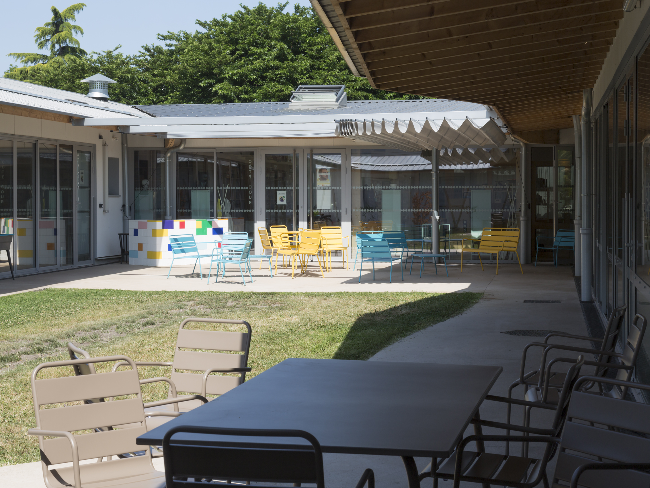 vue du grand patio Ouest / Jean-Christophe Garcia