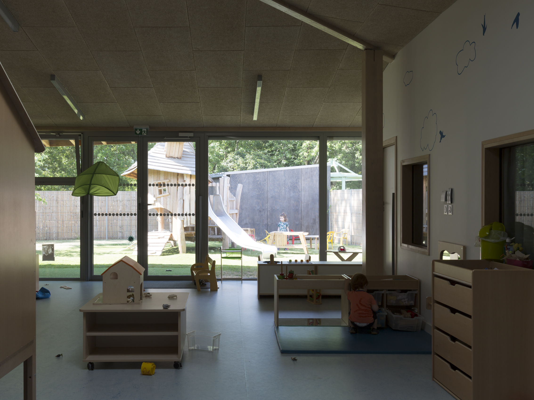 crèche, vue de la salle de vie