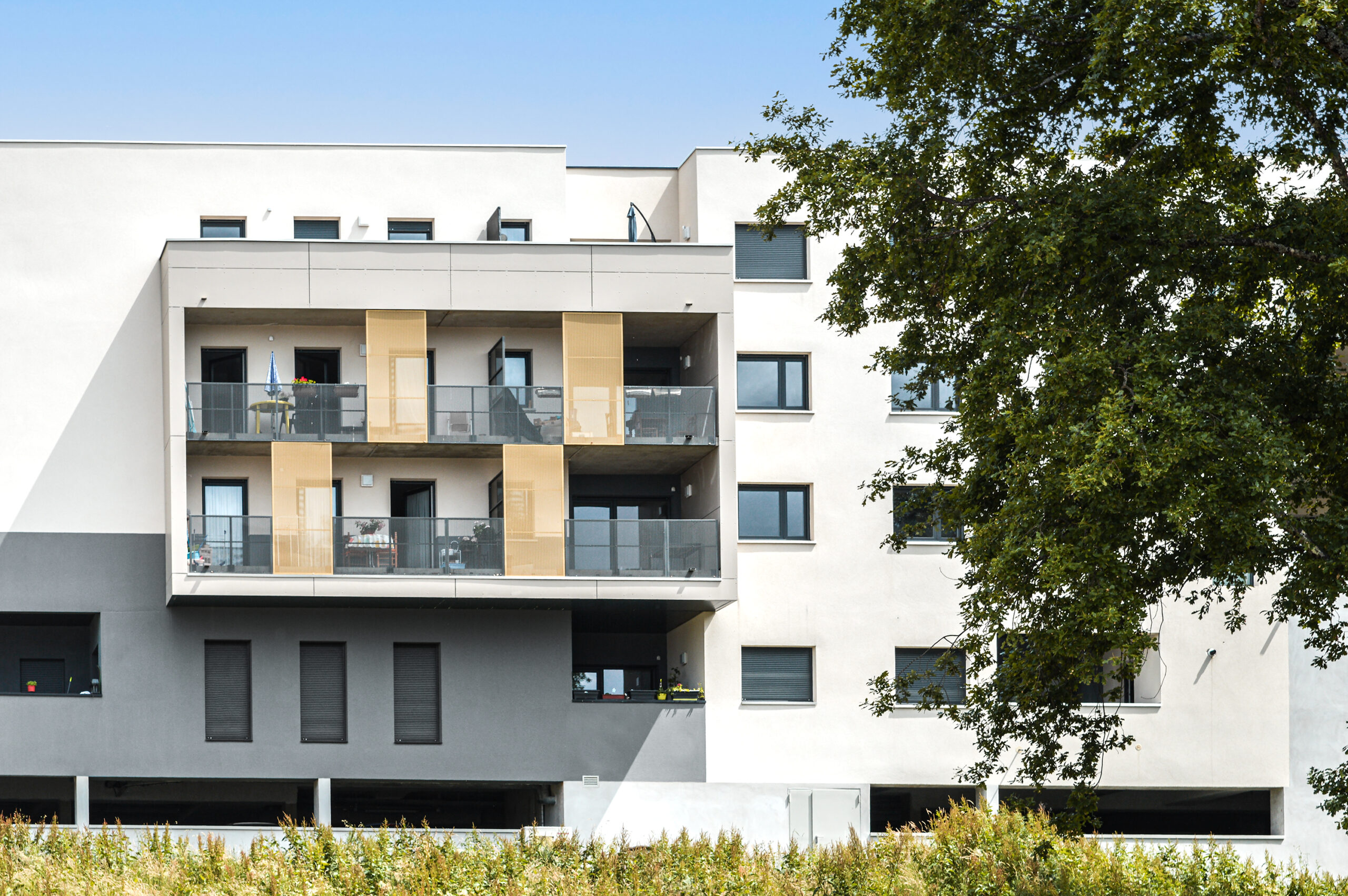 Zoom sur façade / HUB Architectes