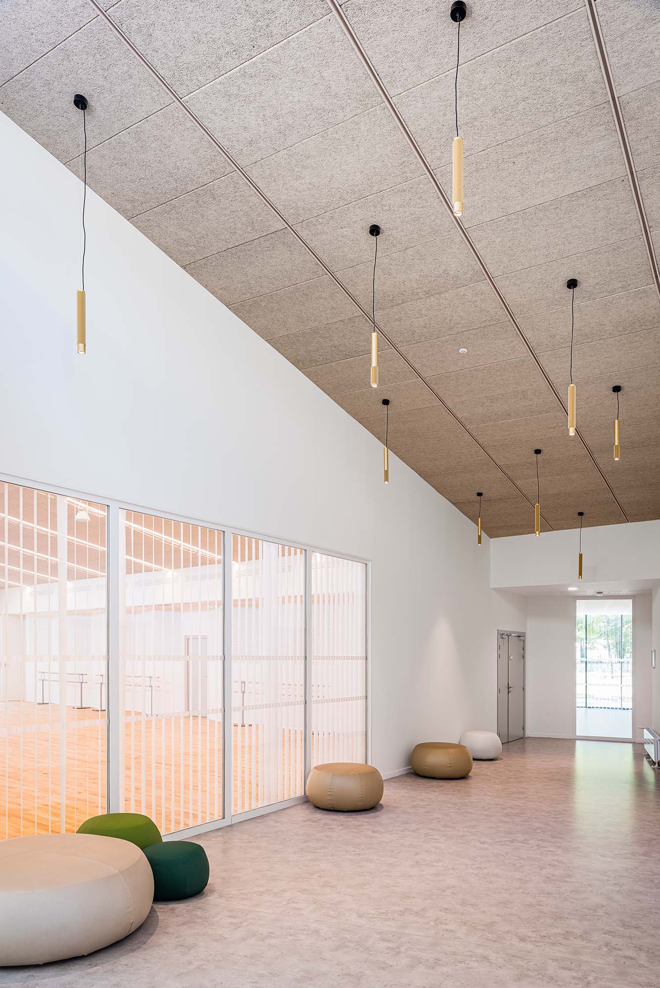 centre culturel Pian Medoc / Stanislas Ledoux